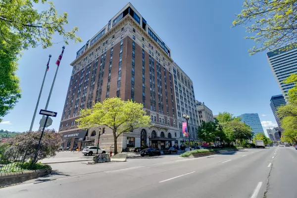 Hamilton, ON L9G 3V8,112 King ST E #Unit 611