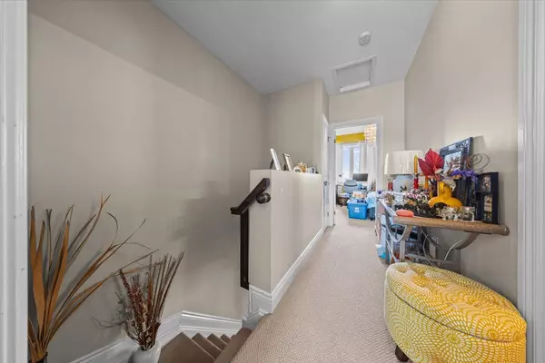 Barrhaven, ON K2J 0Y8,290 Espin HTS