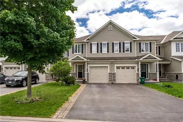 438 Ashbourne CRES, Barrhaven, ON K2J 0P5