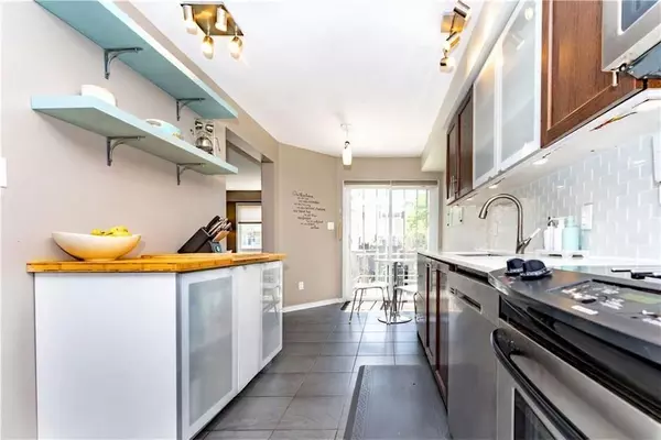 Barrhaven, ON K2J 0P5,438 Ashbourne CRES