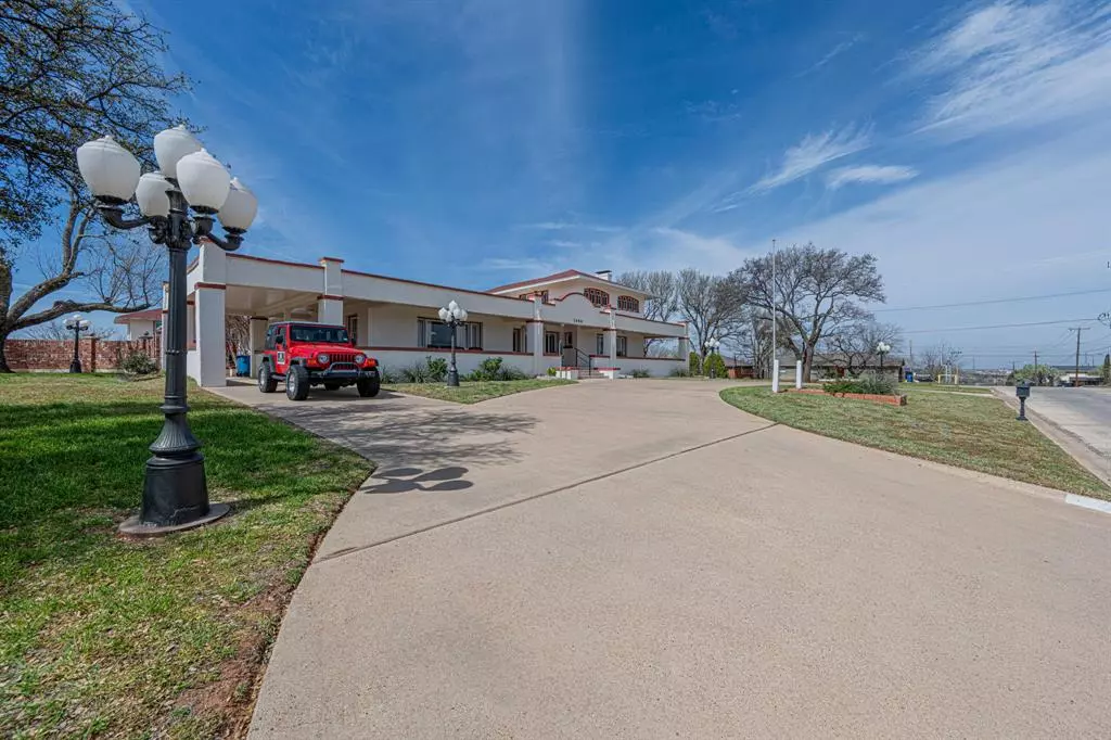 Sweetwater, TX 79556,1400 Sam Houston Street