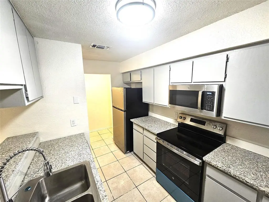 Forest Hill, TX 76140,3425 Republic Drive