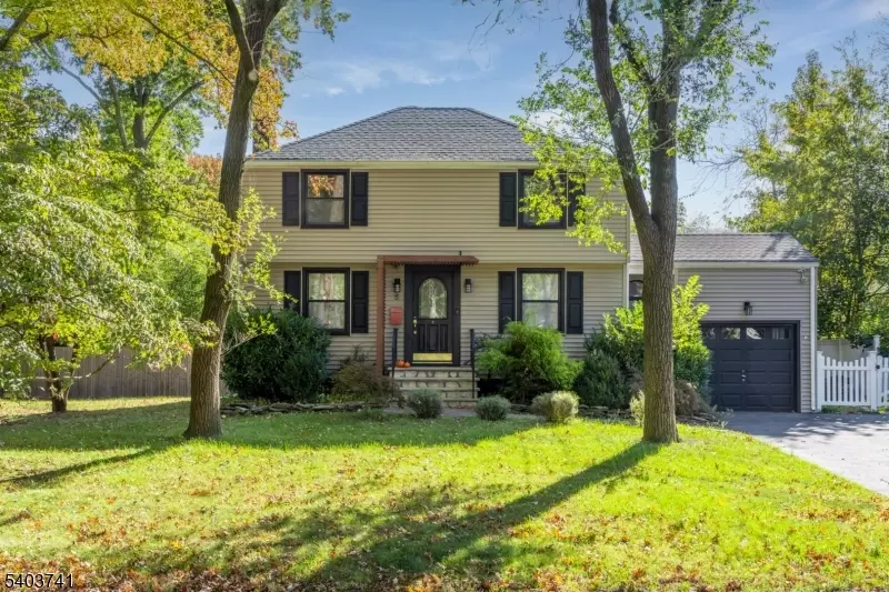 Cranford Twp., NJ 07016,8 Venetia Ave