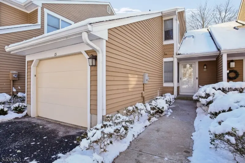 Bedminster Twp., NJ 07921,13 Eton Ct
