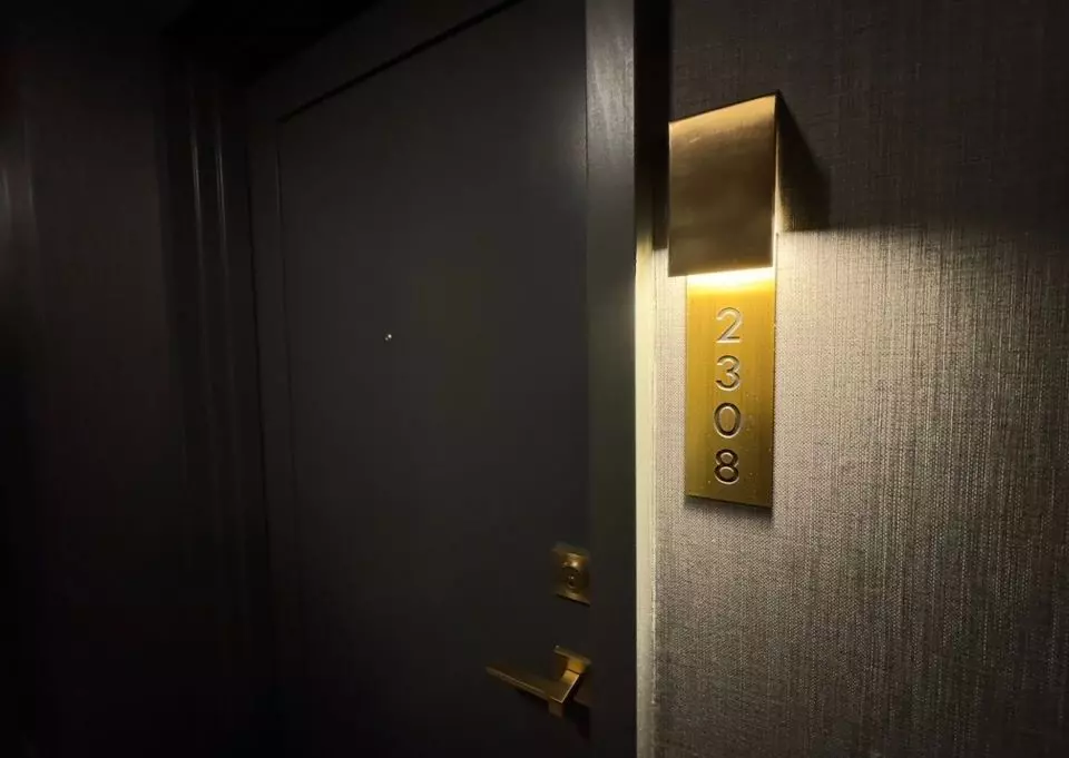 Toronto C08, ON M4Y 0C3,50 Charles ST E #2308