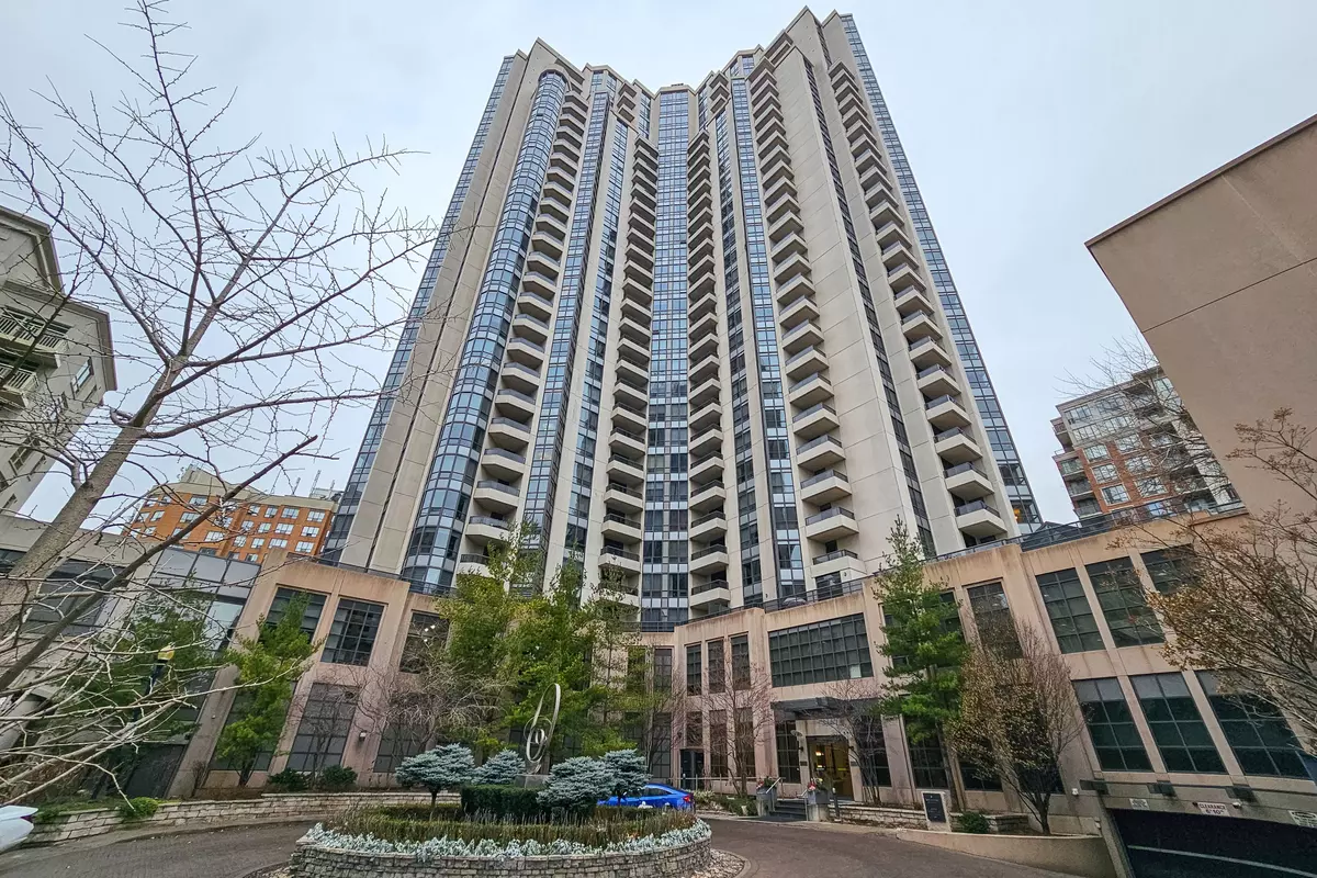 Toronto C14, ON M2N 0C1,500 Doris AVE #2223