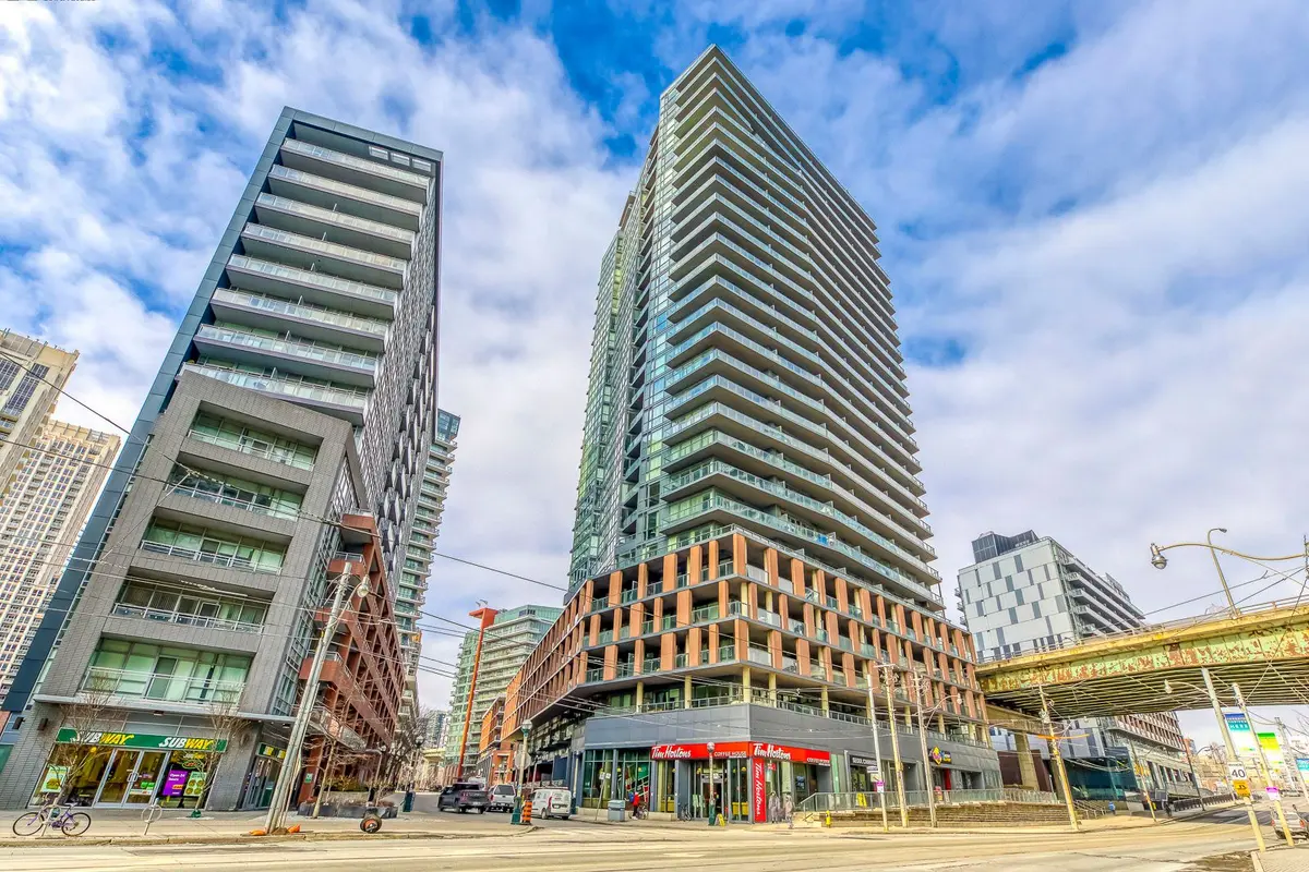 20 Bruyeres Mews #1901, Toronto C01, ON M5V 0G8