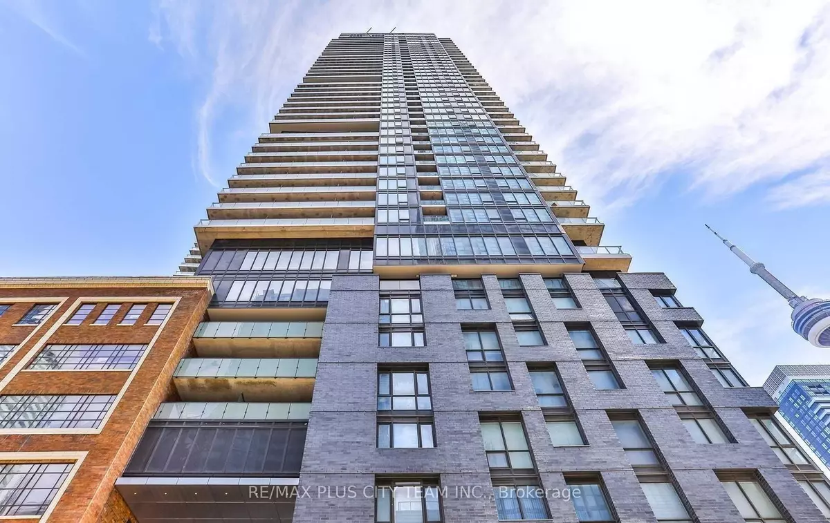 Toronto C01, ON M5V 0N4,115 Blue Jays WAY #3008