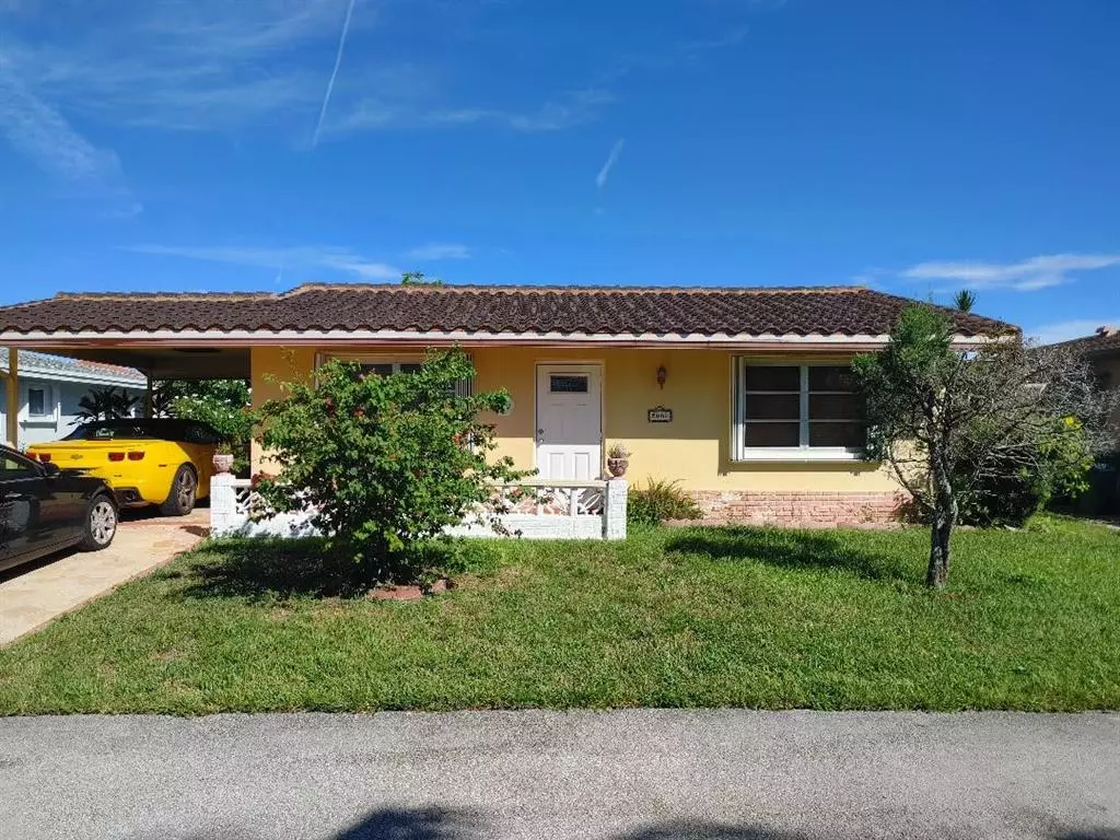 Tamarac, FL 33319,5004 NW 49th Rd