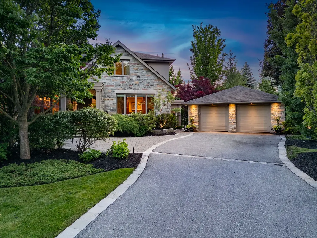 Toronto W08, ON M9A 4A5,43 Edenvale CRES