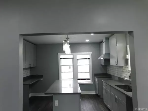 Detroit, MI 48221,18978 PRAIRIE ST