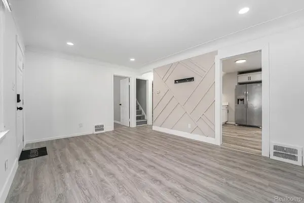 Taylor, MI 48180,20233 Pinecrest ST