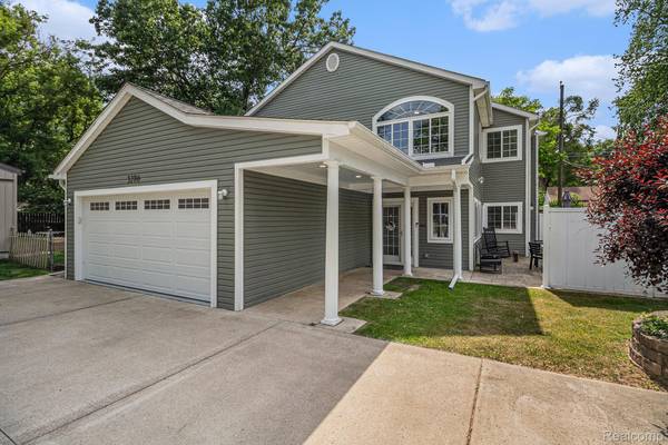 3280 Chambourne ST, Commerce Twp, MI 48382