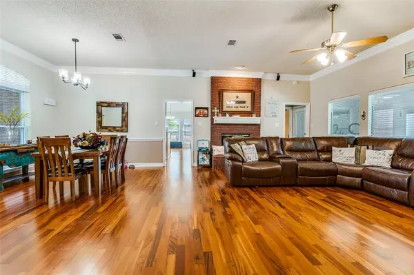 Mansfield, TX 76063,1020 Shady Oak Trail