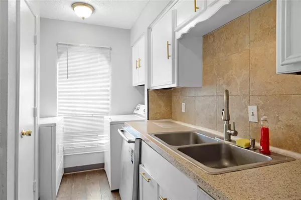 Arlington, TX 76015,2744 Saint George Place #2742