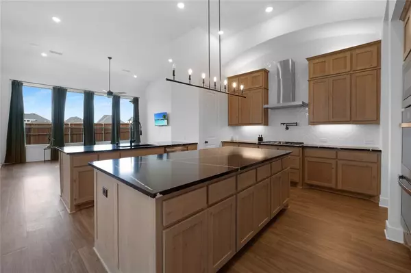 Aubrey, TX 76227,4224 Prickly Pear Drive