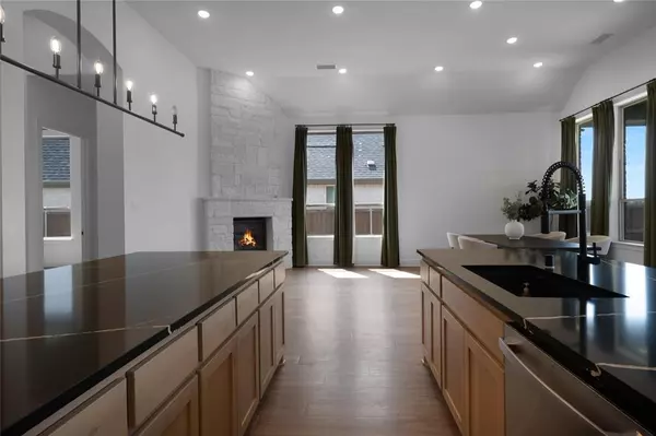 Aubrey, TX 76227,4224 Prickly Pear Drive