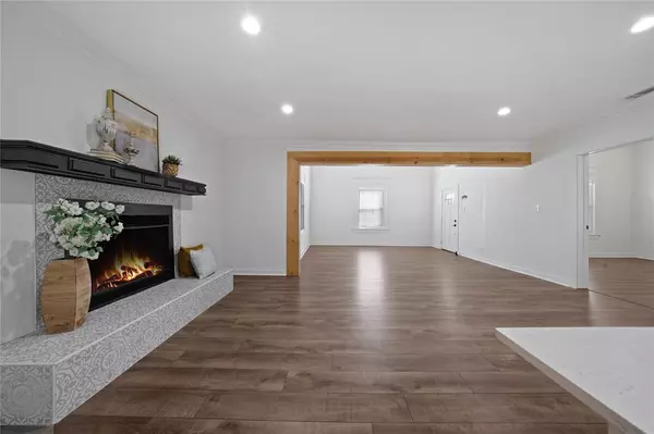 Denison, TX 75020,1011 S Armstrong Avenue