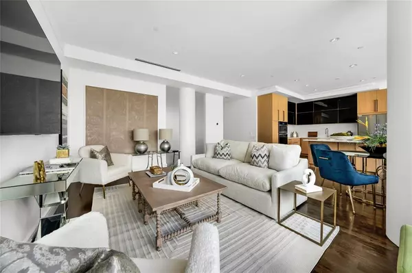 Dallas, TX 75219,2408 Victory Park Lane #832