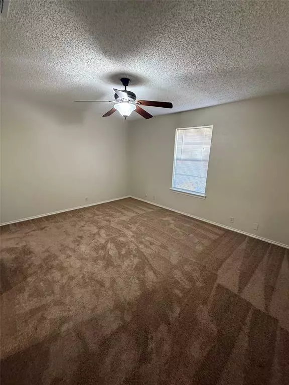 Cleburne, TX 76033,1118 N Nolan River Road #A