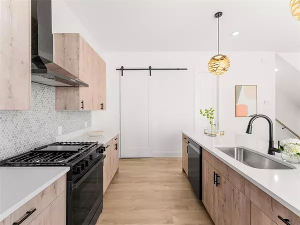 Dallas, TX 75204,2015 N Prairie Avenue #202