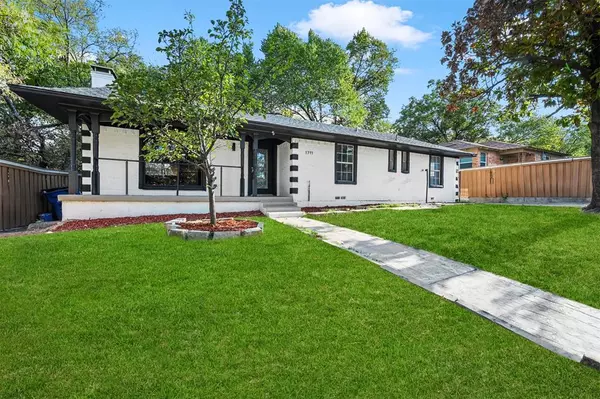 Dallas, TX 75203,1711 Essex Avenue