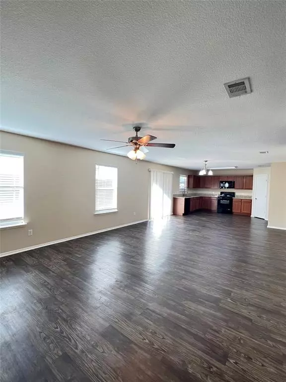 Fort Worth, TX 76120,912 Bee Creek Lane