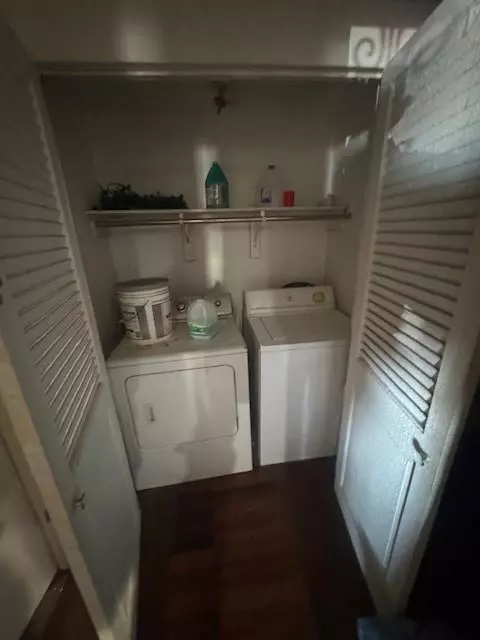 Dallas, TX 75212,1934 Calypso Street