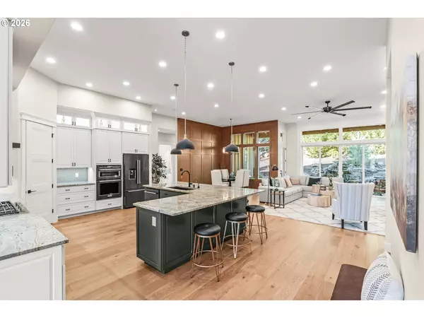 Salem, OR 97301,337 SE KURTH MEADOW AVE