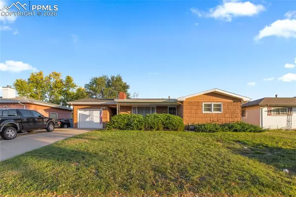 171 Fordham CIR, Pueblo, CO 81005