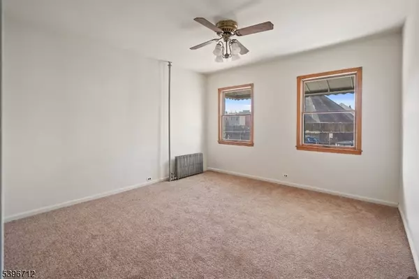 Paterson City, NJ 07503,41 Columbia Ave