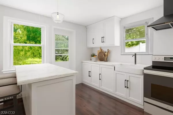 Westfield Town, NJ 07090,941 South Ave