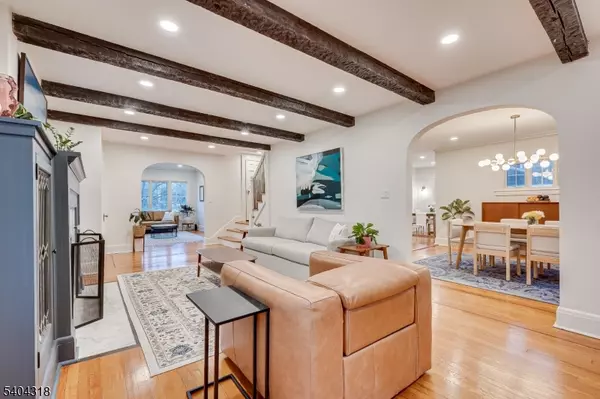 Metuchen Boro, NJ 08840,143 Lake Ave