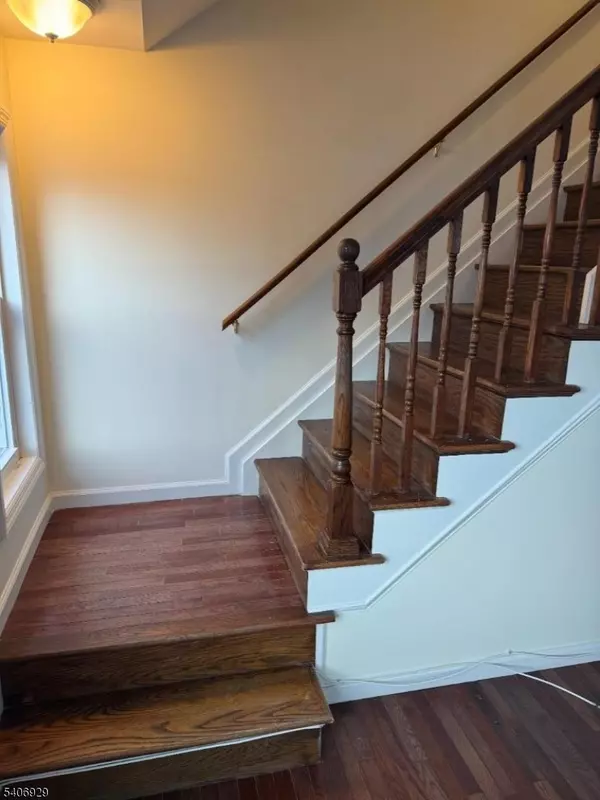 Passaic City, NJ 07055,71 Hammond Ave