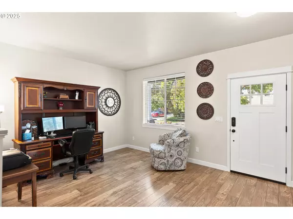 Hillsboro, OR 97123,166 SE 30TH AVE