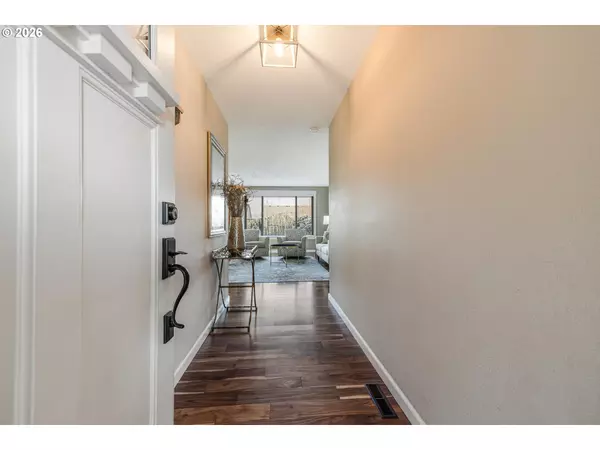 Woodburn, OR 97071,443 S COLUMBIA DR