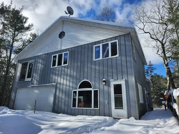 Pentwater, MI 49449,6395 S Lakeshore DR