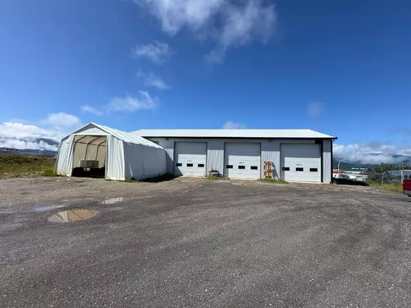 9802 98 ST, Grande Cache, AB T0E 0Y0