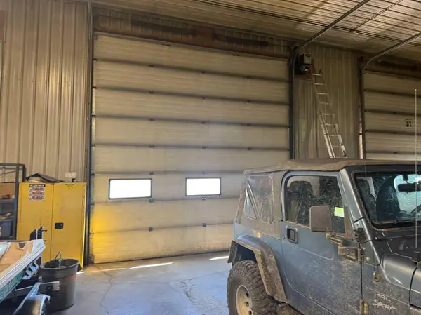 9802 98 ST, Grande Cache, AB T0E 0Y0