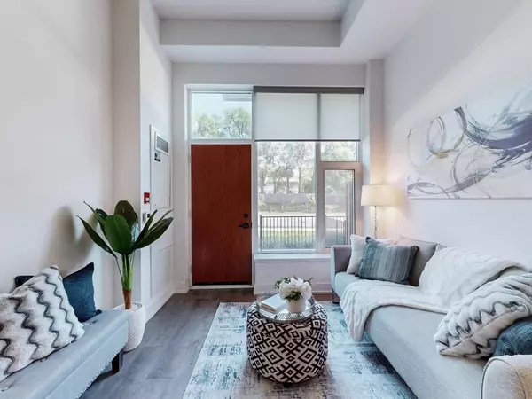 Toronto C15, ON M2J 0H6,25 Adra Grado WAY #239