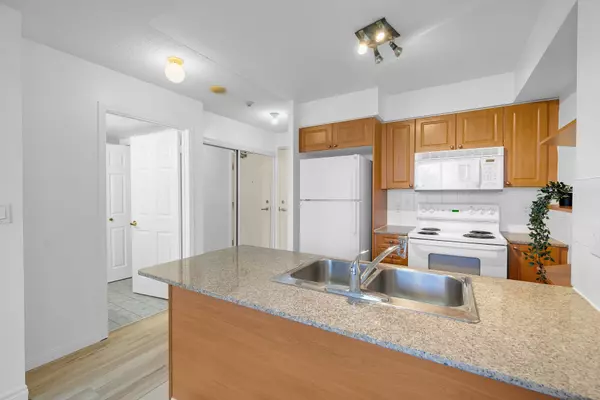 Toronto C07, ON M2M 4M6,5940 Yonge ST #611