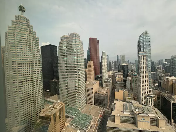 Toronto C08, ON M5E 0A6,8 The Esplanade ST #4306