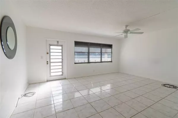 Deerfield Beach, FL 33442,4035 Cambridge B #4035