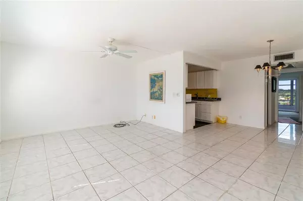 Deerfield Beach, FL 33442,4035 Cambridge B #4035