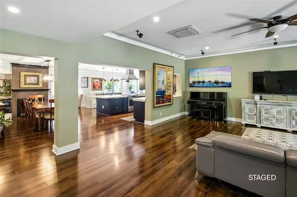 Oakland Park, FL 33334,1708 NE 47th St