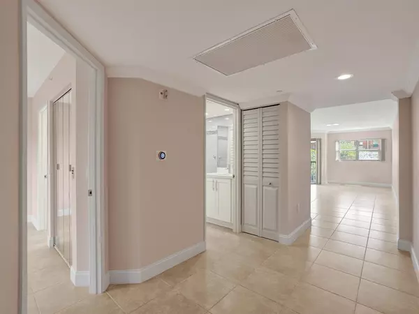 Pembroke Pines, FL 33027,701 SW 142nd Ave #311