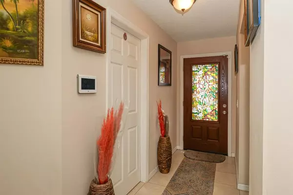 Port St Lucie, FL 34983,117 NE Jettie Ter