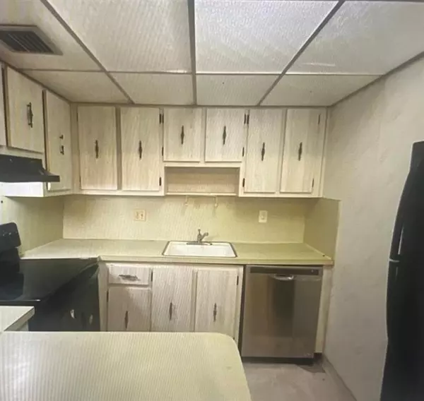 Fort Lauderdale, FL 33313,2017 NW 46th Ave #A206