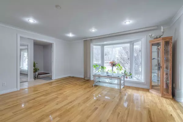 Markham, ON L3T 1B8,161 Highland Park BLVD