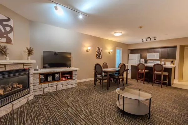 Oro-medonte, ON L0L 2L0,90 Highland DR #2236